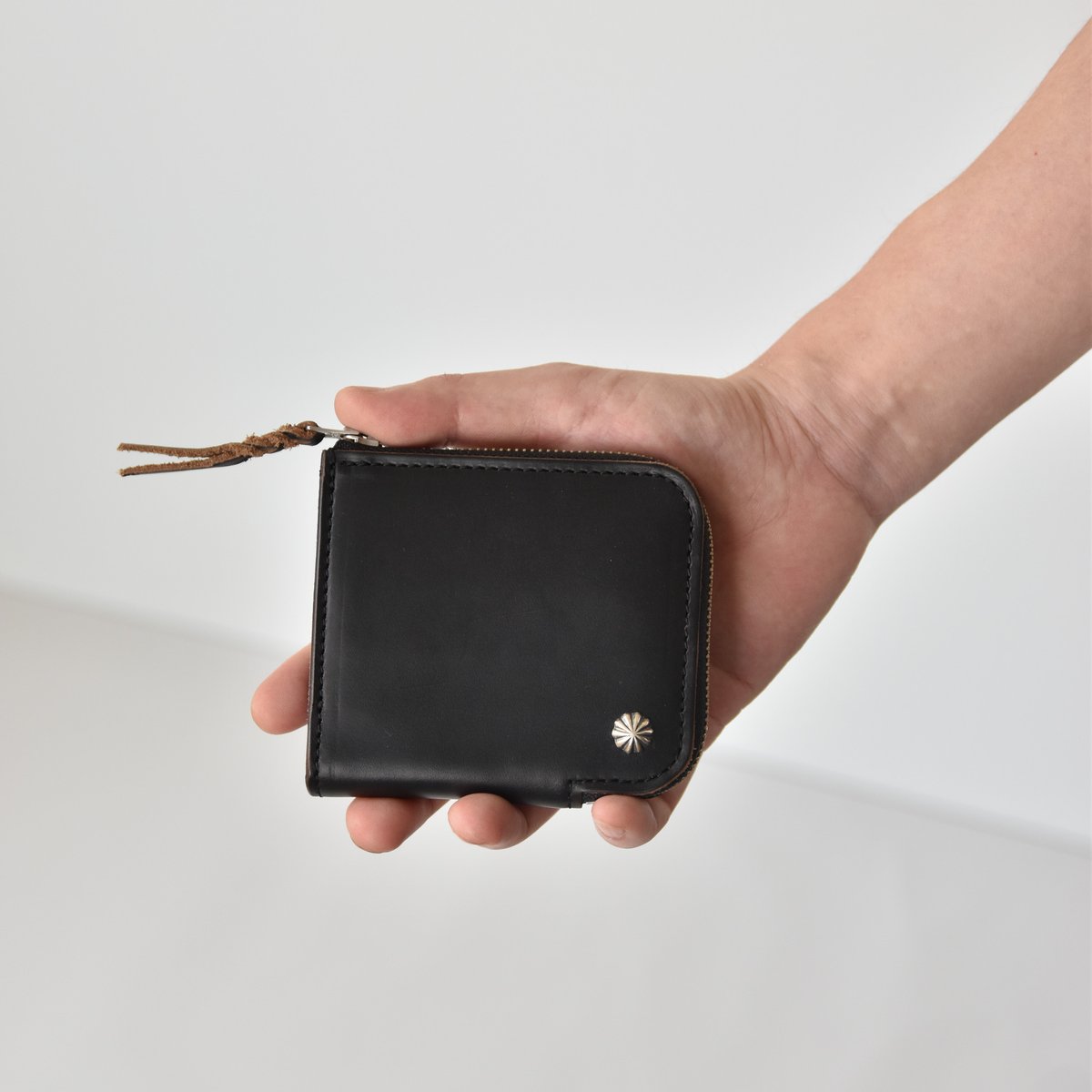 SHELL CONCHO L-ZIP MINI WALLET | the wonder lust SHELL CONCHO L-ZIP MINI WALLET | the wonder lust