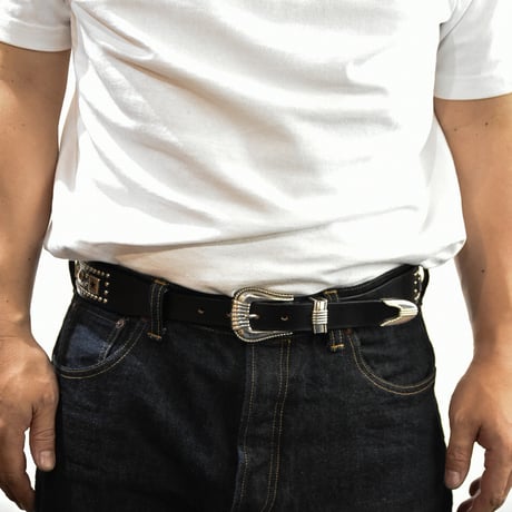 25-40mm WESTERN BELT -U.K star studs-