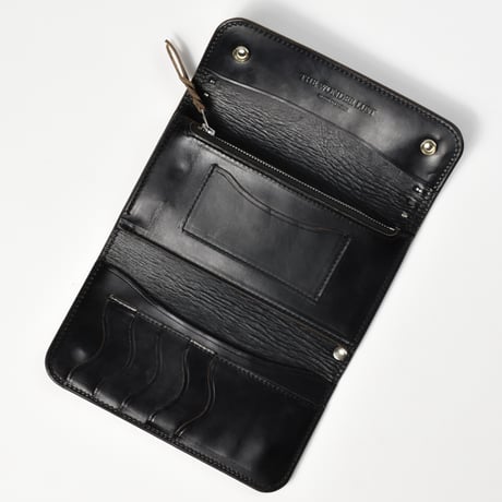 SHELL & STUDS WEAVE TRUCKER WALLET