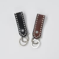 SHELL & STUDS KEYHOLDER
