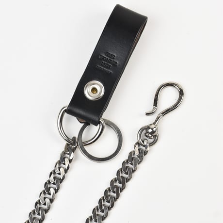 SHELL & STUDS WALLET CHAIN