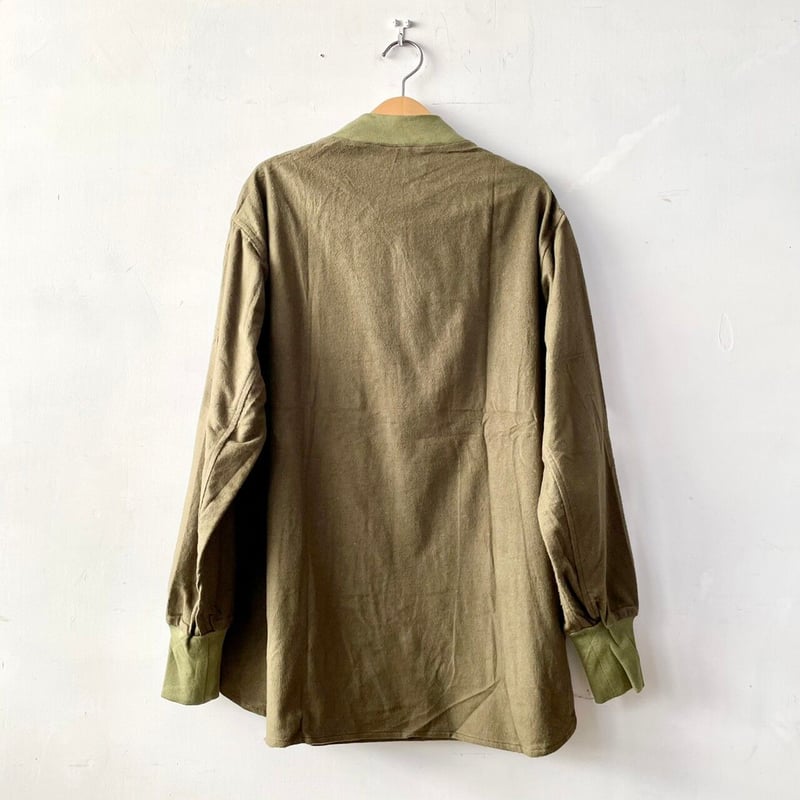 ハンガリー軍 モックネックシャツ dead stock | THE DEPARTMENT S ハンガリー軍 モックネックシャツ dead stock | THE DEPARTMENT S