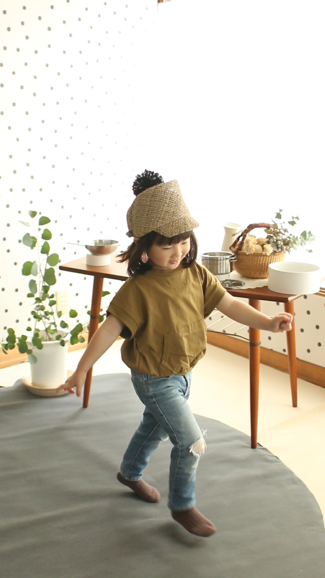 KAMILAVKA カミラフカ 麦わら帽子 キャップ 麦わら ぽんぽん KAMILAVKA