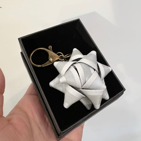 ｜リフレクタ―アクセサリー【 キーホルダー】  ギフトBox付き