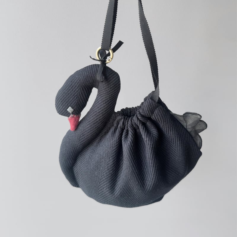 人気作家　aiueaoui様　ブラックスワン　小物入れ　黒白鳥　巾着オブジェ飾り スワンポーチ S 】白鳥・黒鳥巾着｜1月末発送 | kubomi [クボミ