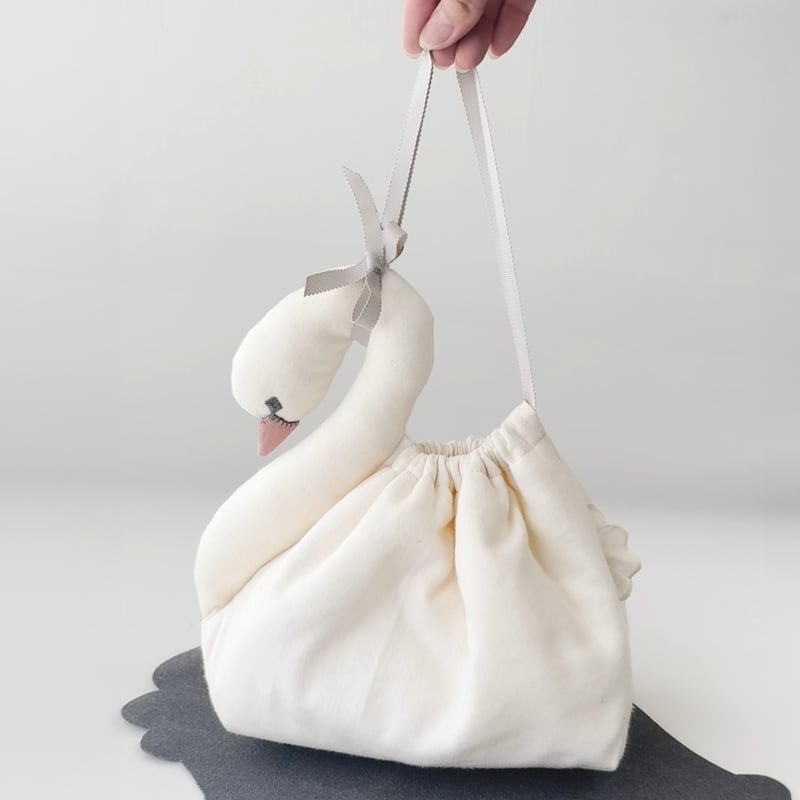 スワンポーチ M 】白鳥・黒鳥巾着｜9月下旬発送 | kubomi