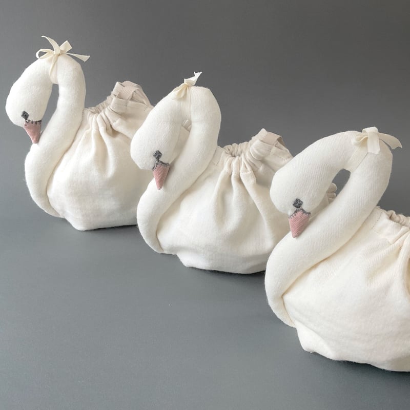 スワンポーチ S 】白鳥・黒鳥巾着｜12/19発送 &1月末発送 | kubomi [