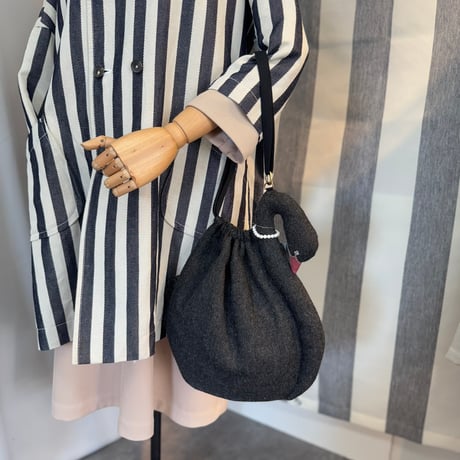 【 スワンバッグ 】白鳥・黒鳥　ショルダーバッグ｜8月末発送