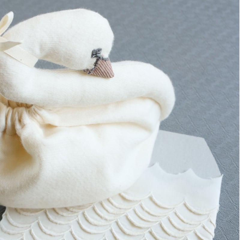 スワンポーチ S 】白鳥・黒鳥巾着｜6月末発送 | kubomi [クボミ