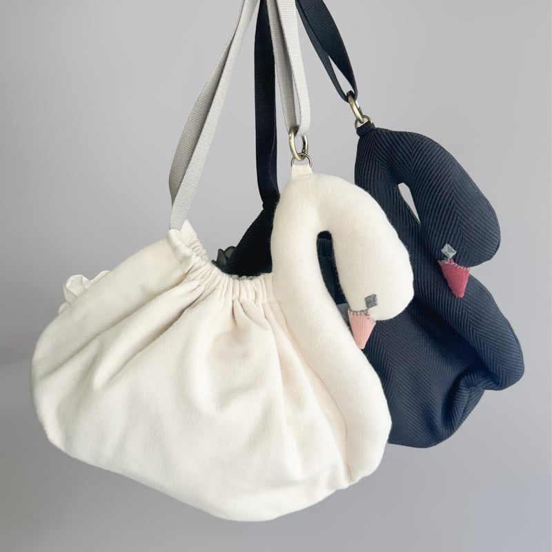 スワンポーチ M 】白鳥・黒鳥巾着｜6月末発送 | kubomi [クボミ