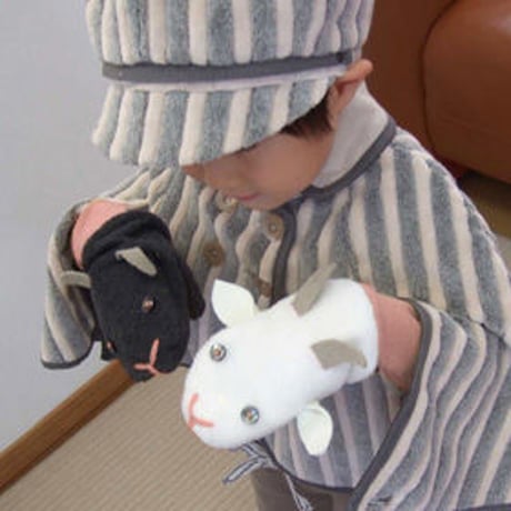 【こども用手袋】白やぎ黒やぎミトン　ピンク
