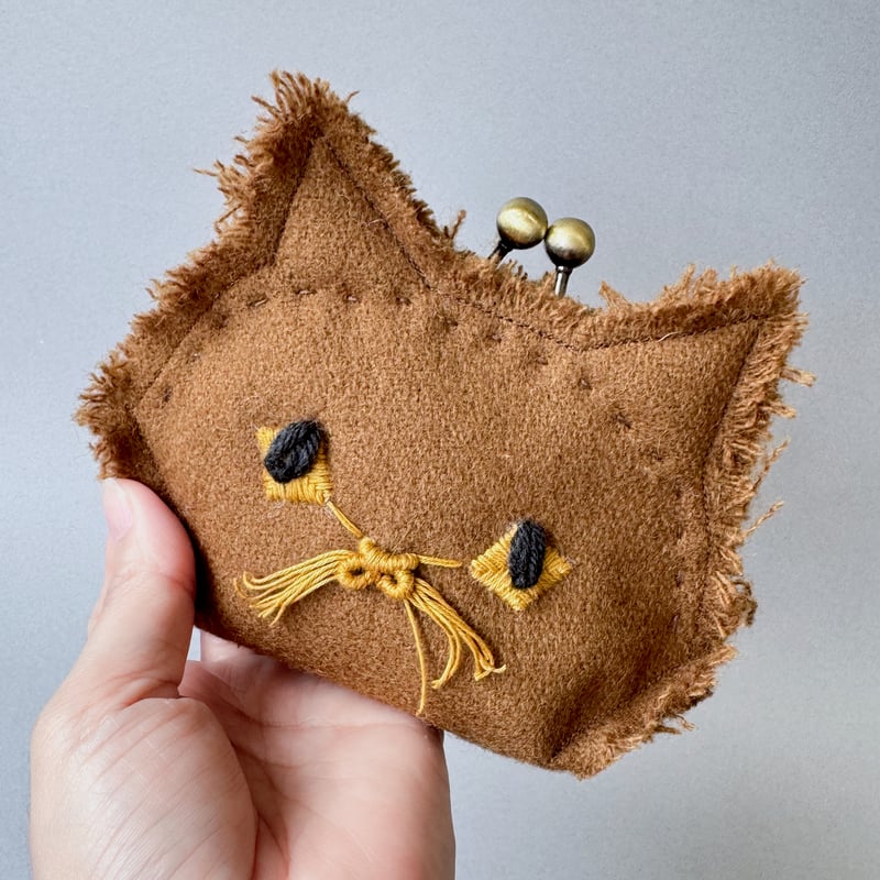 ねこフェイス がま口財布 】 ｜10月末発送 | kubomi [クボミ] 麦わら