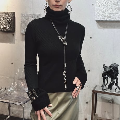 Horn Square Necklace　Platinum