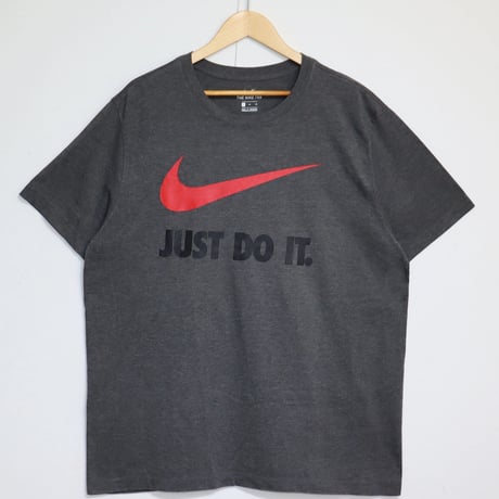 used : (Nike) Just Do It Tee [CHARCOAL]