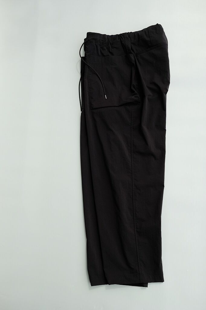 STILL BY HAND タスランナイロンベストBLACK STILL BY HAND (スティルバイハンド) ナイロンベスト 正規通販