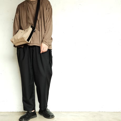 suolo(スオーロ）　KID     　　　 Beige