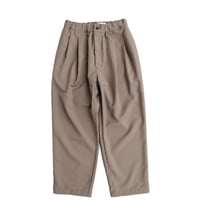 STILL BY HAND(スティルバイハンド)　　　 2 Tuck　Easy　Trousets　　PT1242　　　Greige
