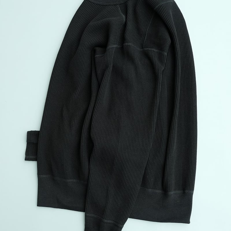 A VONTADE(アボンタージ) Big Waffle Crew Top Bla