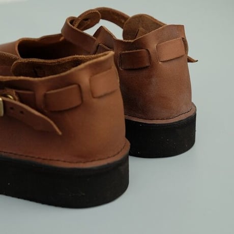 aurora shoes(オーロラシューズ)　　　　T-Strap　　　BROWN