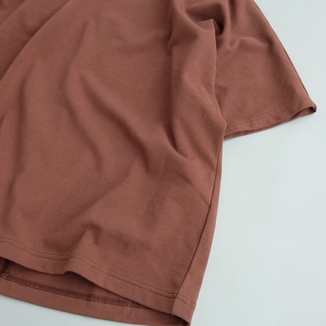 Kontor(コントール)　　   Relaxed-Fit  Extended-Sleeve  Tee　　Brown