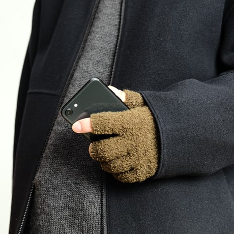 TONNY GLOVES(トニーグローブス)　　　　Alpaca Fingerless Globe　　　Olive