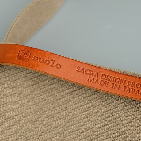 suolo(スオーロ)　　　FEATHER　Middle　　Beige