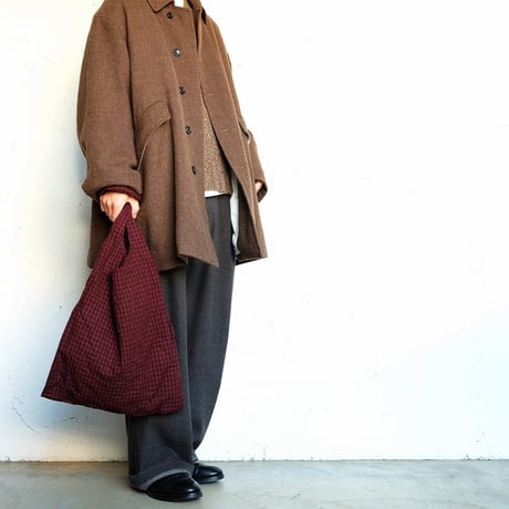 DELICIOUS(デリシャス)　　　  V-Neck　Wool Knit Slub Yarn　　　BROWN