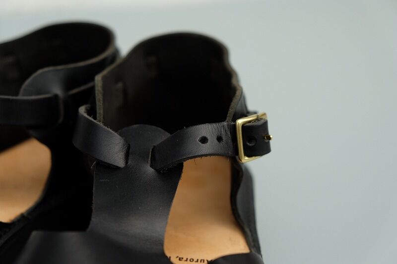 aurora shoes(オーロラシューズ) T-Strap BLACK | ART