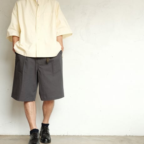 STILL BY HAND(スティルバイハンド)　　  1Tuck Baker Shorts　　　PT05252