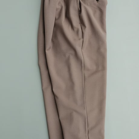 STILL BY HAND(スティルバイハンド)　　　 2 Tuck　Easy　Trousets　　PT1242　　　Greige