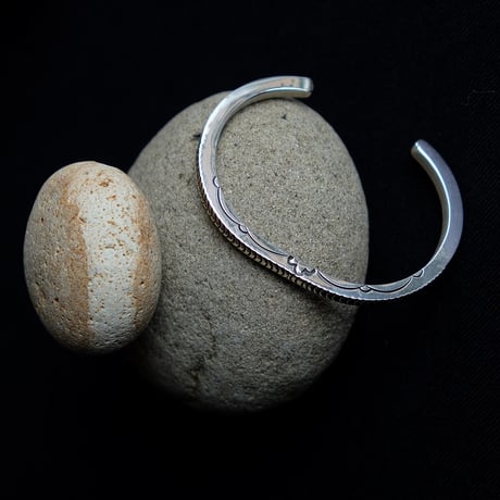 Bruce Morgan  　　Square Wire　Bangle