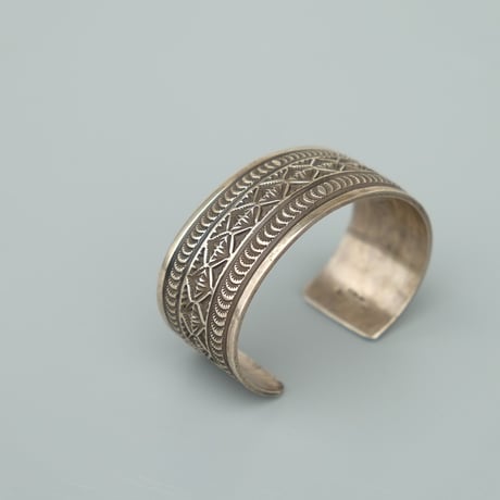 Leonard Maloney　　　  Stamp Work　Bangle