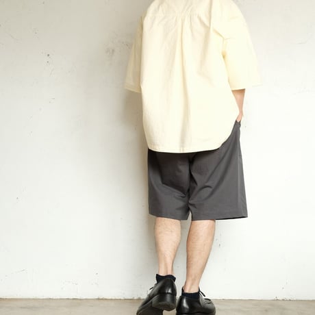 STILL BY HAND(スティルバイハンド)　　  1Tuck Baker Shorts　　　PT05252