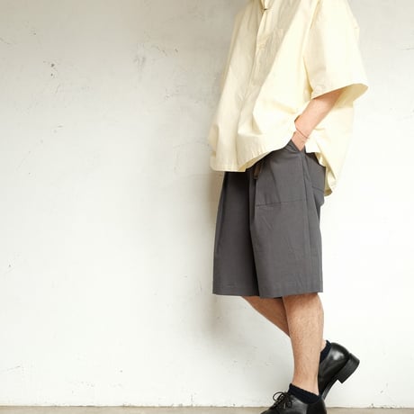 STILL BY HAND(スティルバイハンド)　　  1Tuck Baker Shorts　　　PT05252