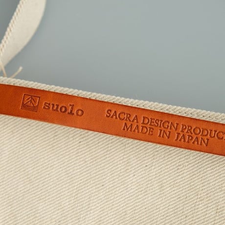 suolo(スオーロ)　　　FEATHER　Middle　　Off White