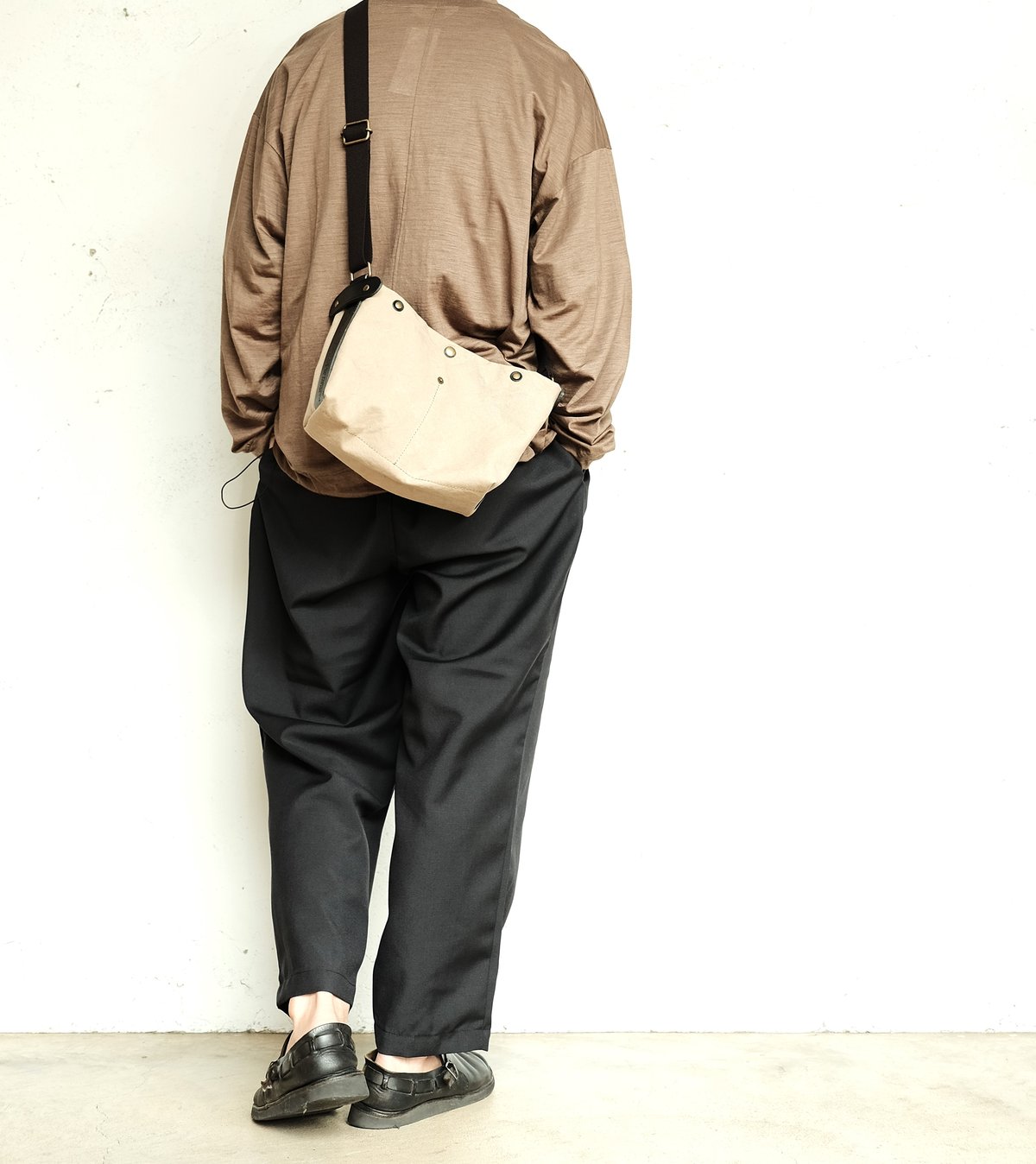 suolo(スオーロ） KID Beige | ART SCAPE WEB
