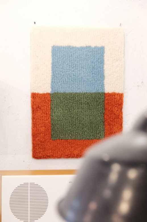 loomer(ルーマー) Tufting Art Rug Small Orange |