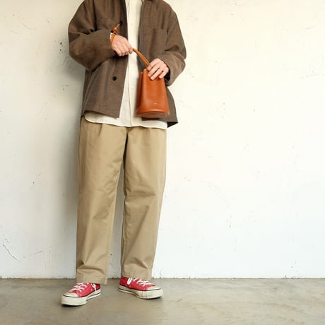 STILL BY HAND(スティルバイハンド)　　　  Selvedge 1 pleat pants     PT02261