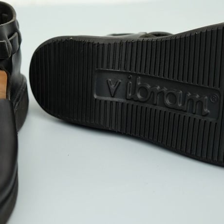 aurora shoes(オーロラシューズ)　　　　T-Strap　　　BLACK