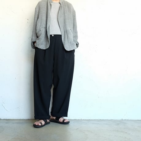 ironari(イロナリ)　　  Augustar Slax　　　Black