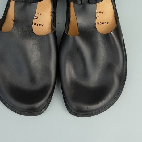 aurora shoes(オーロラシューズ)　　　　T-Strap　　　BLACK