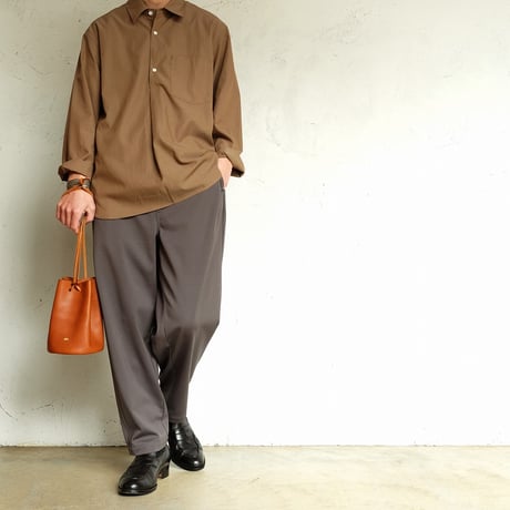 STILL BY HAND(スティルバイハンド)　  Cupro mixed pullover shirt　　　　SH10261　　　　Khaki Brown