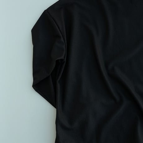 LAMOND(ラモンド)　　　  DRAWST MOCK NECK WOOL LONGTEE