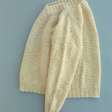 DELICIOUS(デリシャス)　　　  V-Neck　Wool Knit Slub Yarn　　　IVORY