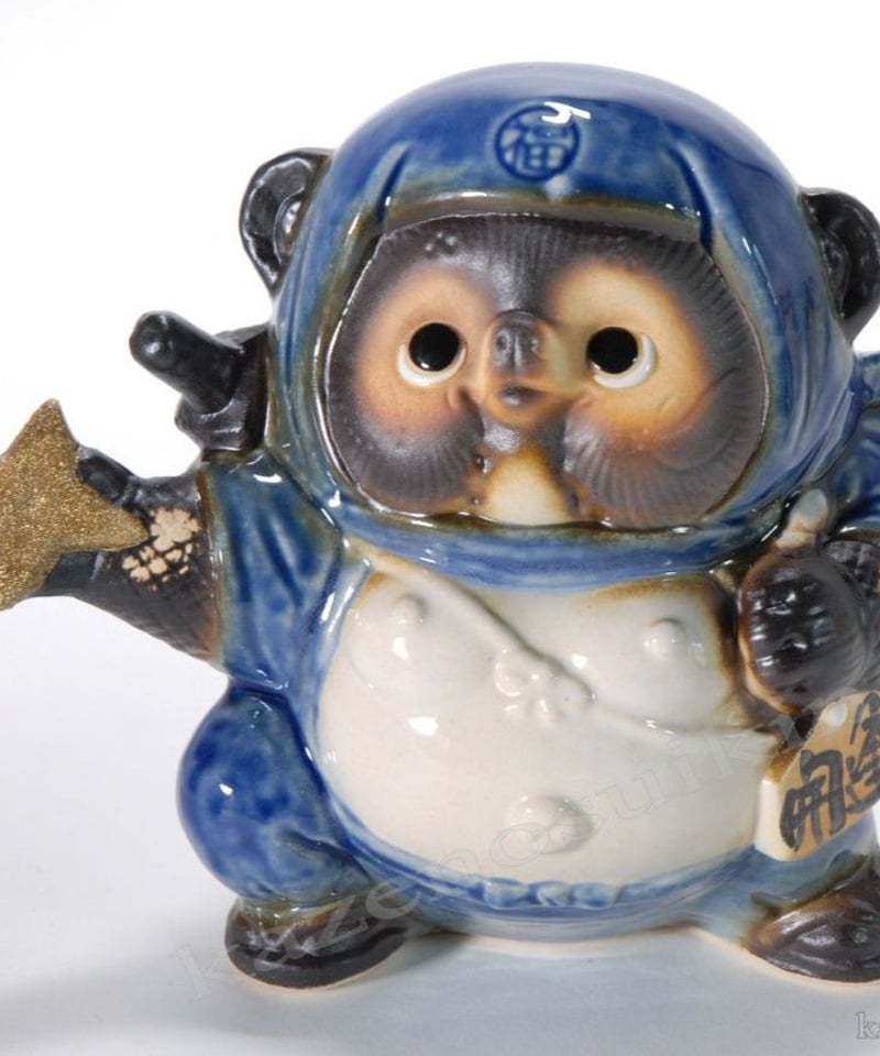 たぬきち様の専用夜空の剣 忍者タヌキ くノ一 手裏剣 （信楽焼・たぬき・オブジェ 置物