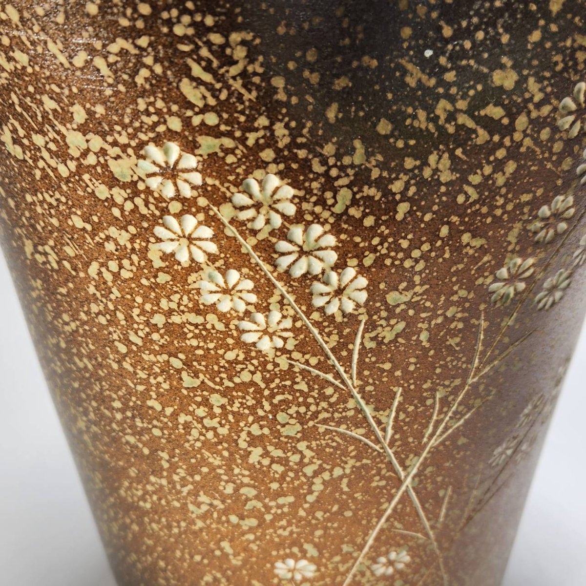 お値下げしました⤵信楽焼傘立て  草花紋 高さ４１cm 草花紋傘立 （信楽焼き・陶器・傘立て・梅雨・雨・玄関・収納・B037-11