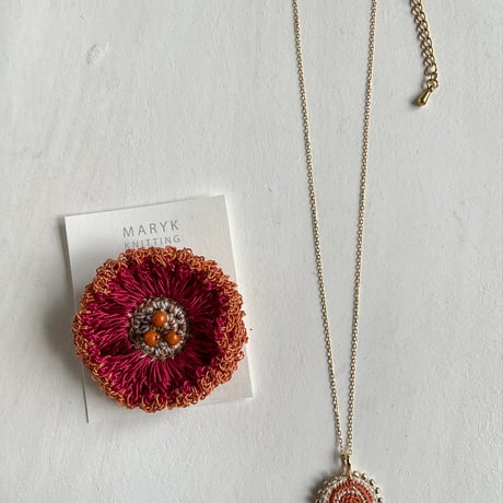 【ご予約品】Frill Flower W ブローチ、SUNネックレス