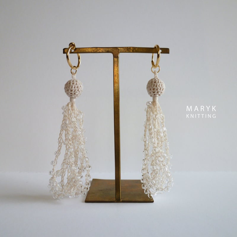 saico saisa ビーズタッセルイヤリング