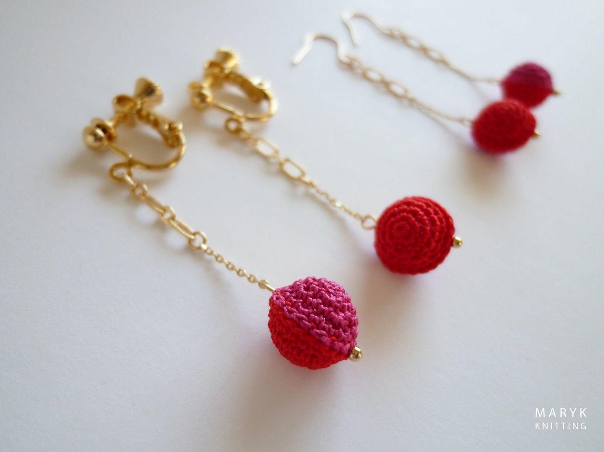 受注制作】swing ball ショート イヤリング／ピアス（赤×濃いピンク