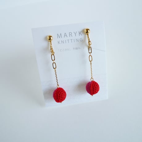 【受注制作】swing ball ショート イヤリング／ピアス（赤×濃いピンク）*202